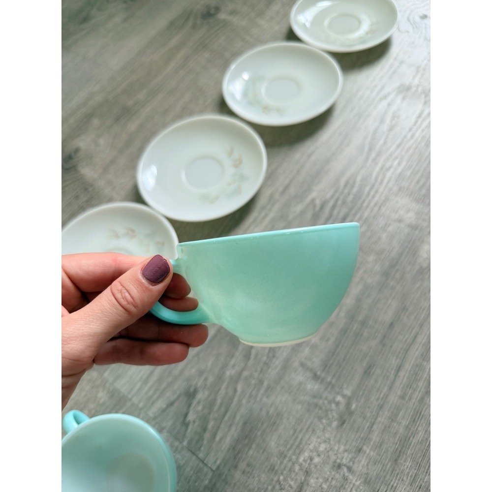 Vintage Pyrex Family Flair Aqua Cups‎ and Pine Needle Saucers Set of 6 - Picture 6 of 9